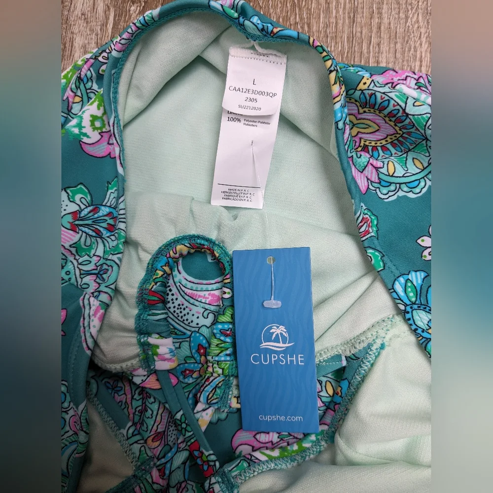 NWT Cupshe Blue Paisley Cut Out Halter Top One Piece Swimsuit Size Large